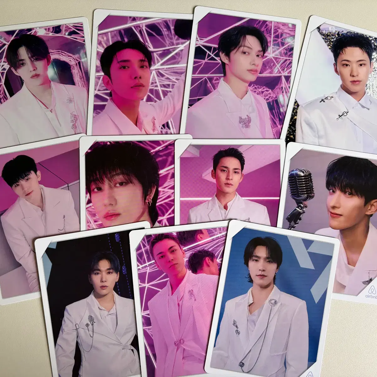 세븐틴 에어비앤비 포카(에스쿱스, 호시, 우지, 민규 등)