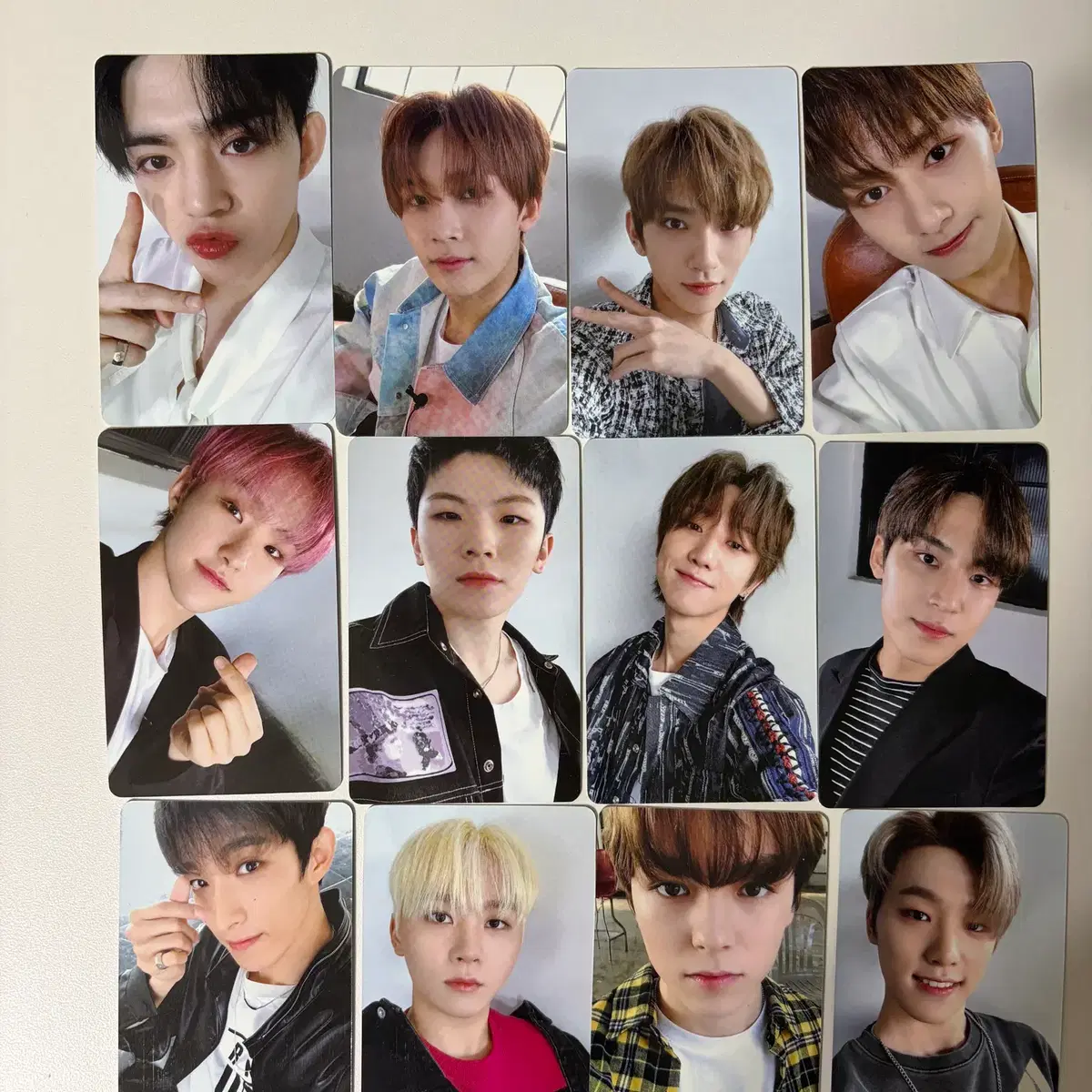 세븐틴 2019 시즌그링팅 시그 포카 원우 제외 풀구성