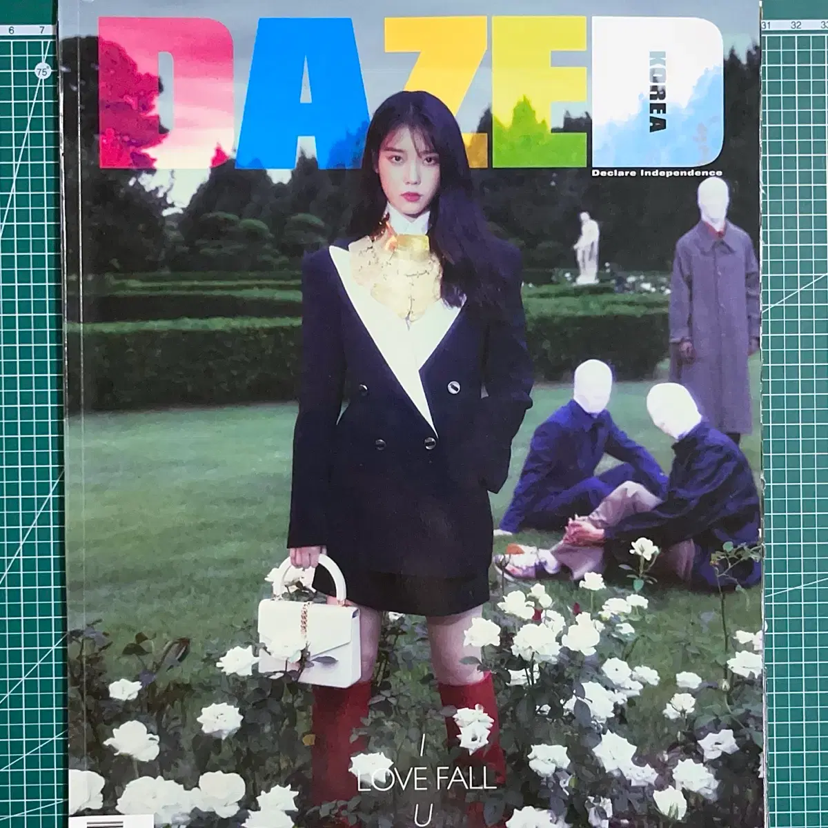 아이유 2019 2020 잡지 7종 데이즈드 엘르맨 지큐 하이컷 포카 w 3