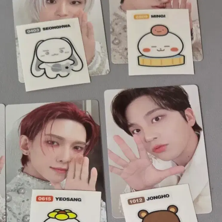 에이티즈 여상 성화 종호 민기 세일러석 포카 띠부씰 실버니 헤헷몬