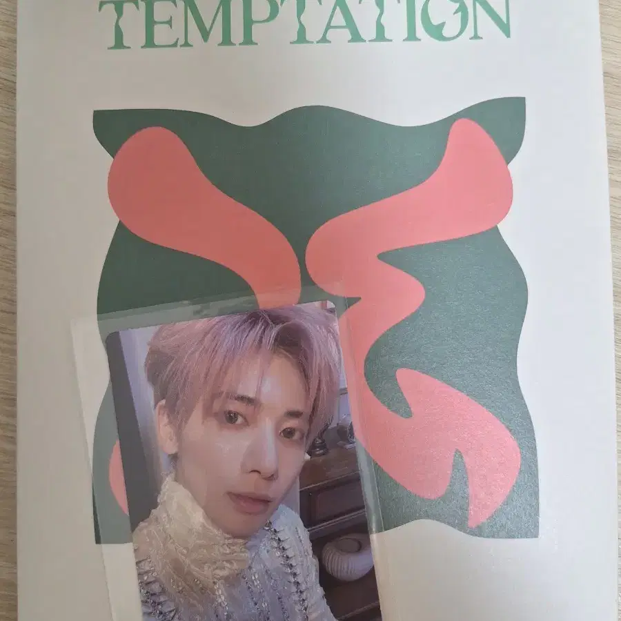 투모로우바이투게더 템테이션 연준 Lullaby 앨범+태현 포카 포함