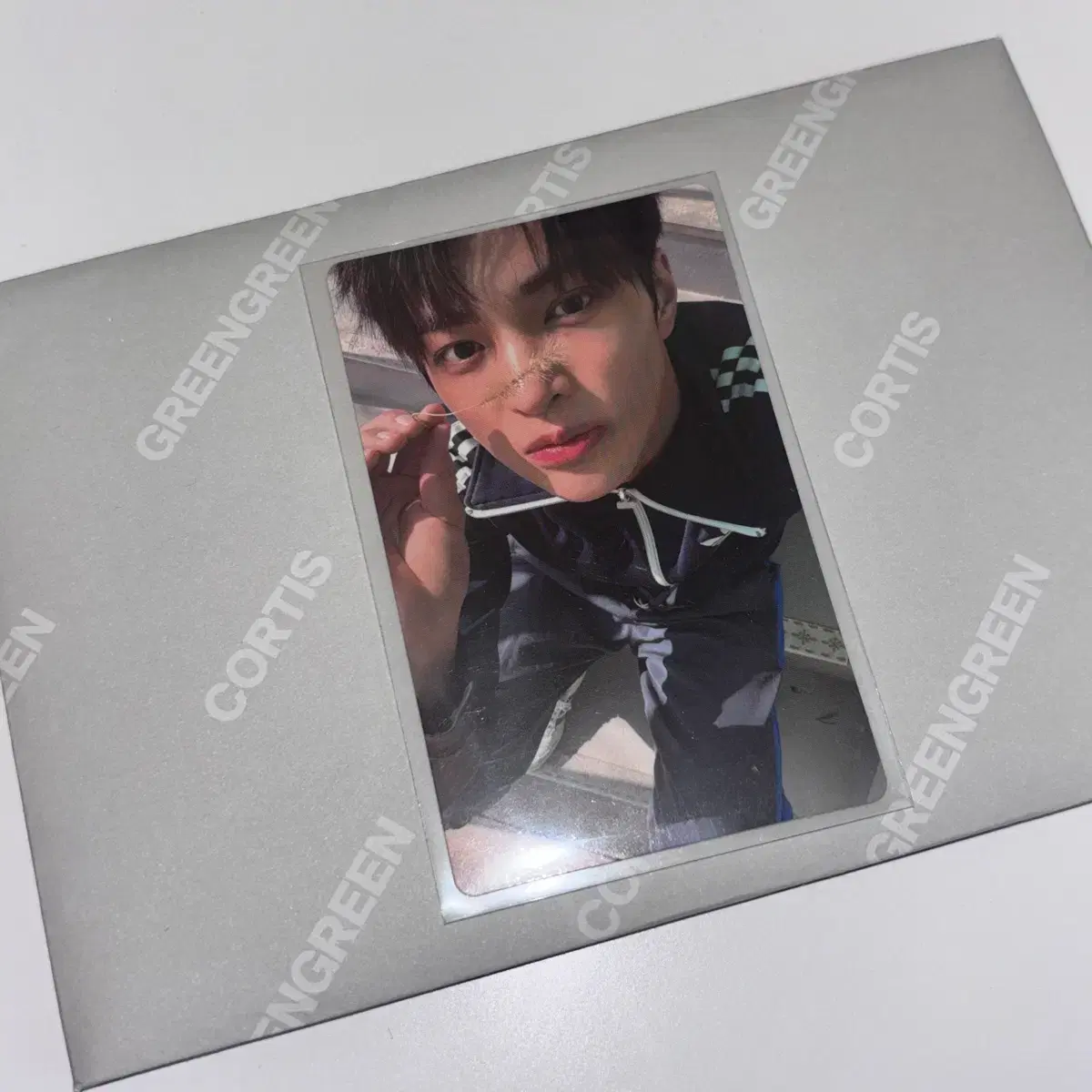 코르티스 그린그린 릴리즈파티 특전 건호 포카