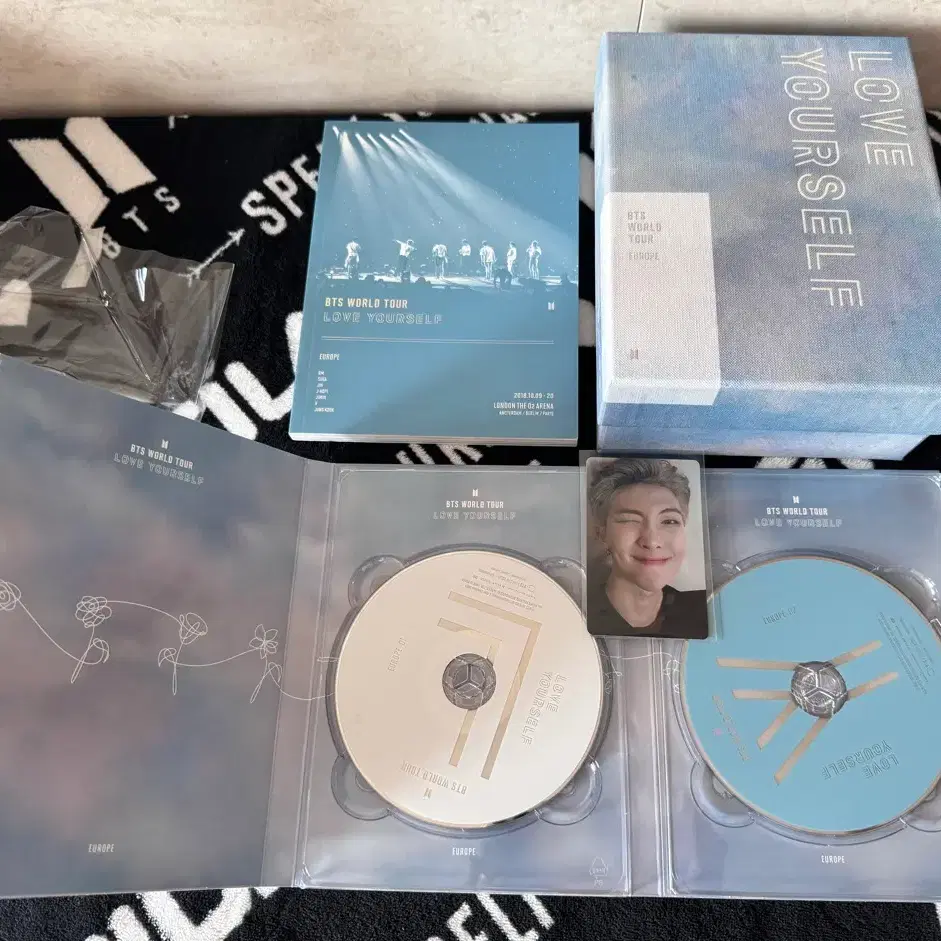 방탄소년단 유럽dvd (남준 포카)
