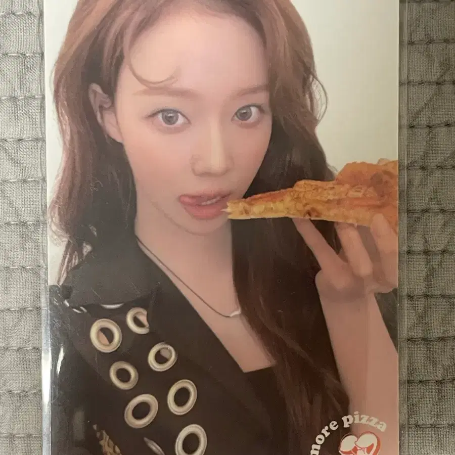 윈터 노모어피자 포카