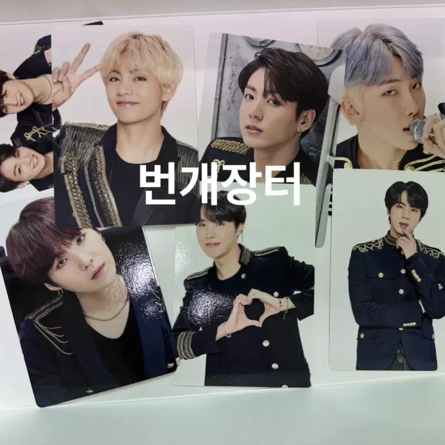 방탄소년단 단체 포카, 증사