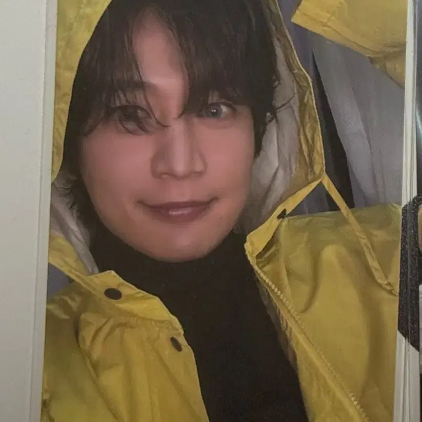 샤이니 민호 애플뮤직 웨더락 우비 포카 양도 1