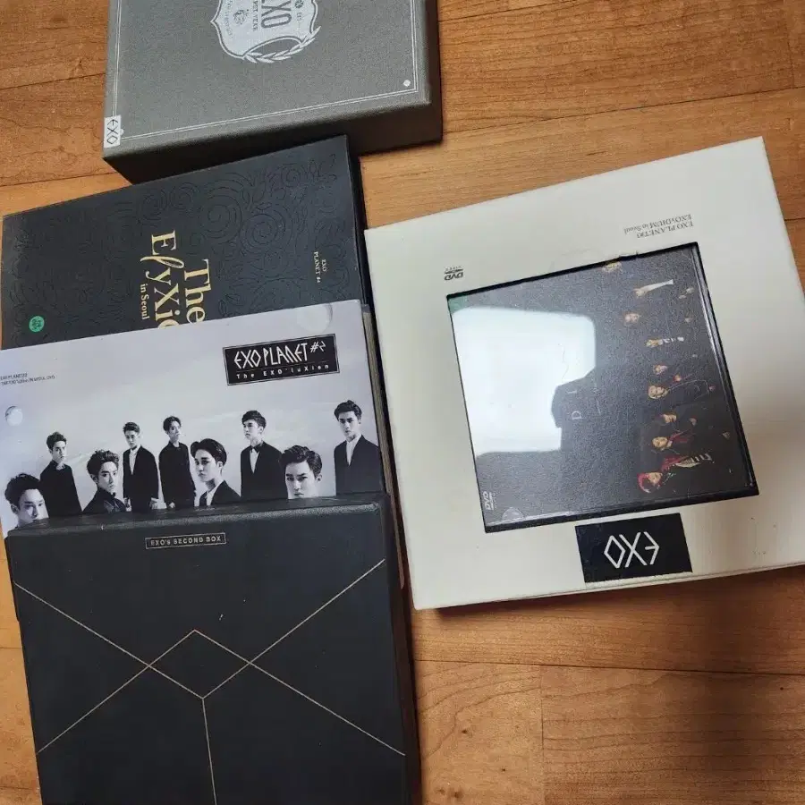 엑소 굿즈(앨범 포카 DVD 스미니) 급처 8