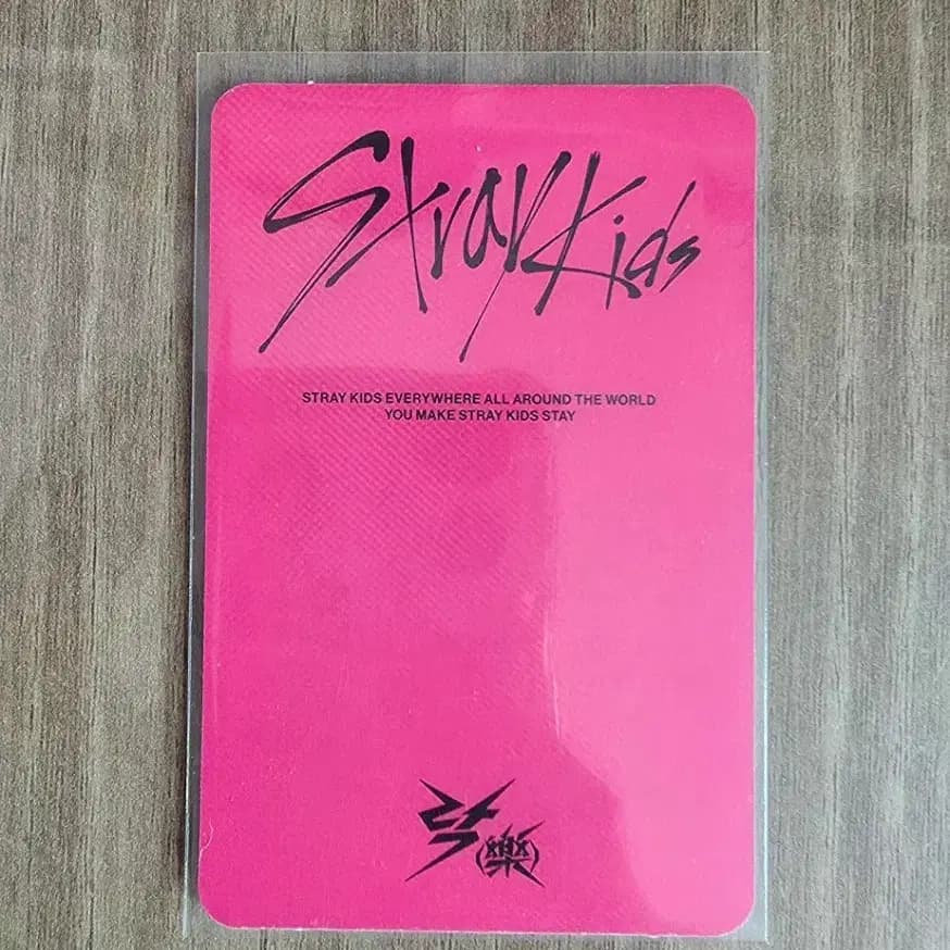 스트레이키즈 아이엔 락 아디다스 특전 포카 2