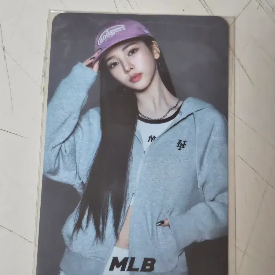에스파 카리나 MLB 포카 팝니다