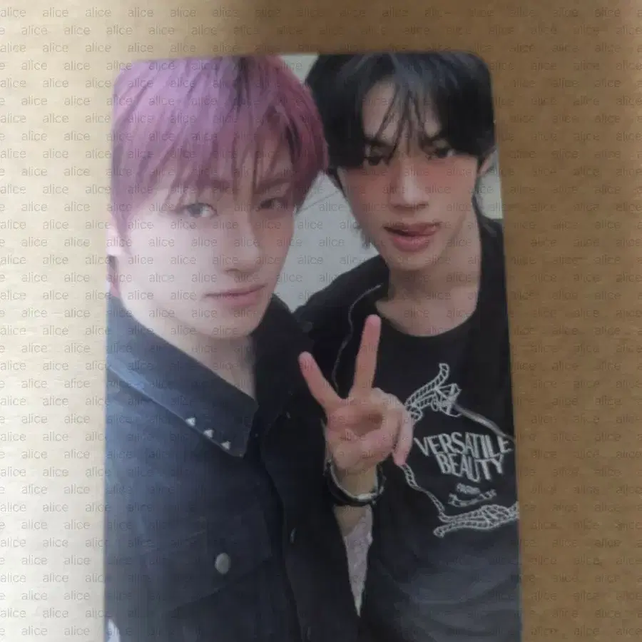 훈훈즈포카 투어스사이존포카도훈포카지훈포카tws42zonephotocard