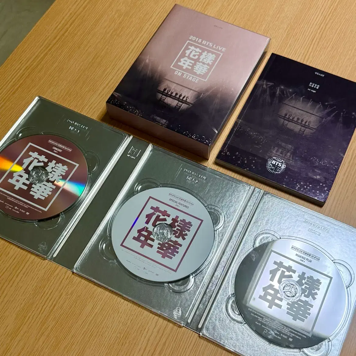 방탄소년단 BTS 2015 화양연화 온스테이지 화온스 DVD + 뷔 포카 2