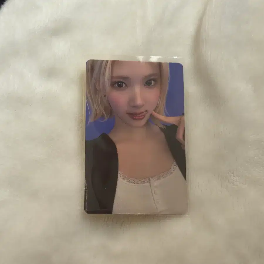 하투하 레몬탱 포카 미공포 하츠투하츠 지우 위드뮤 럭드 미공포