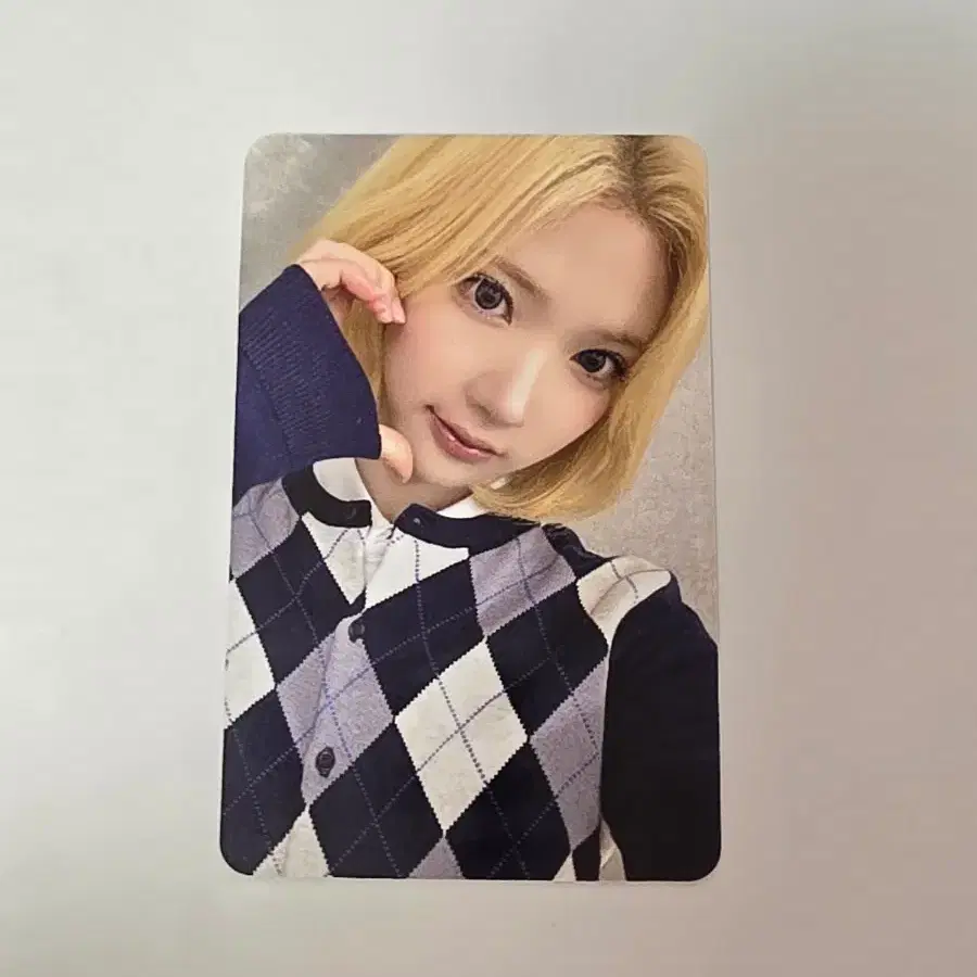 하츠투하츠 하투하 지우 애플뮤직 럭키드로우 럭드 포카 레몬탱 1