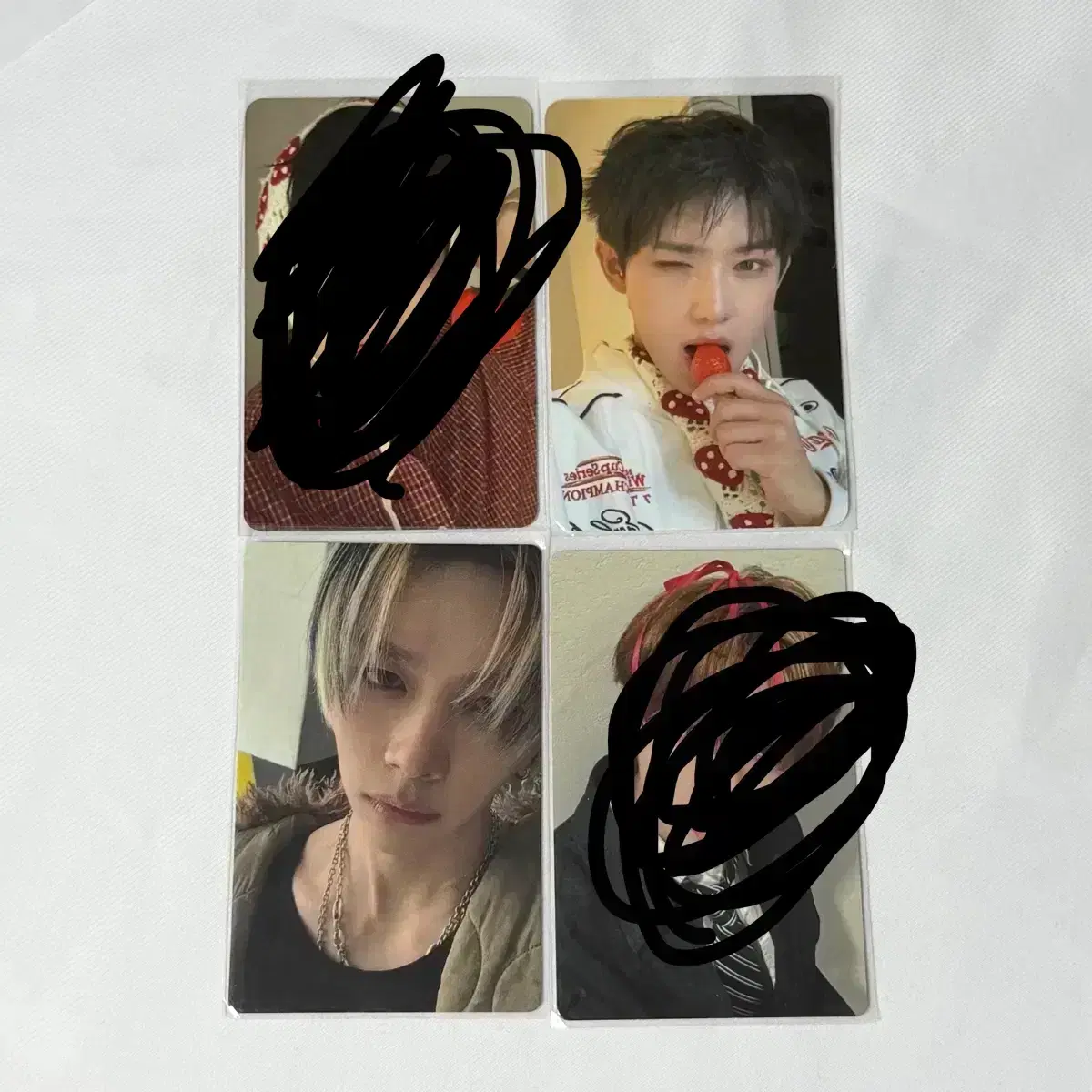 모디세이 케이콘 딸기 리본 포카 헝위 로완 이첸 린린 1
