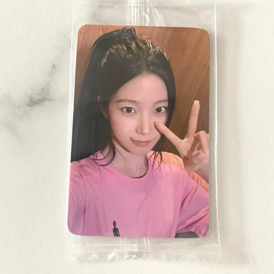 르세라핌 카즈하 PUREFLOW pt.1 케타포 미공포 즈하 포카 분철
