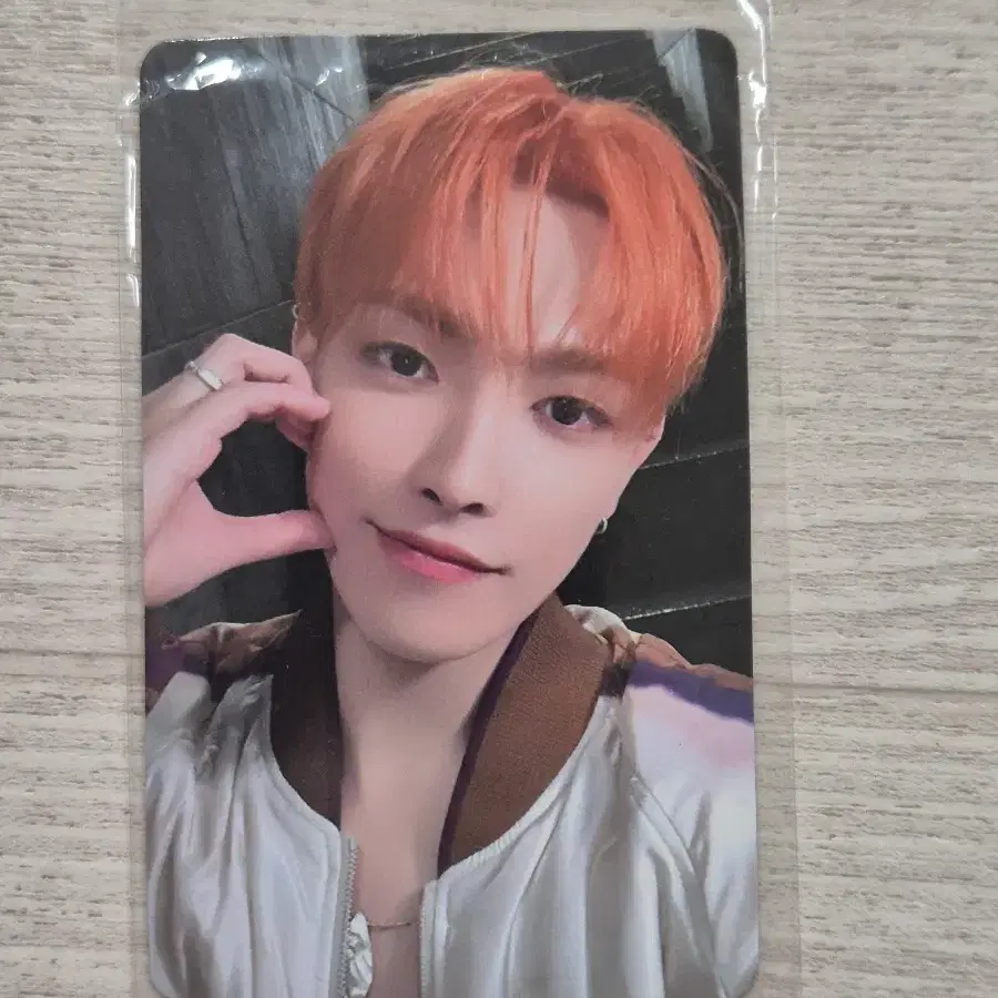 에이티즈 산, 홍중 포카 판매합니다! 12
