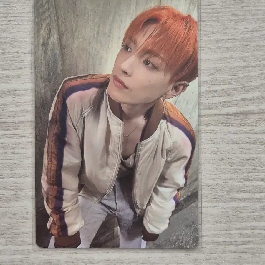 에이티즈 홍중 포카 판매합니다! 2