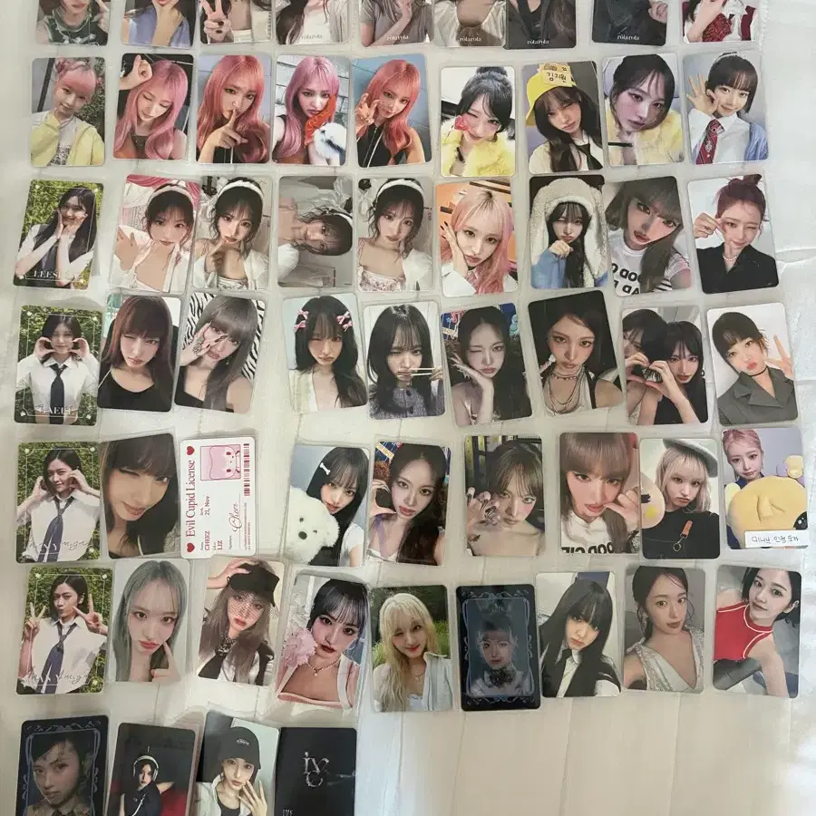 아이브 포카 판매합니다 !(리즈 많음 !!) 1