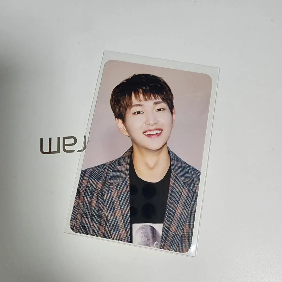 샤이니 온유 포카 1