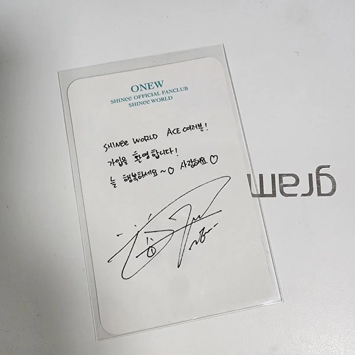 샤이니월드 팬클럽 온유 포카 2