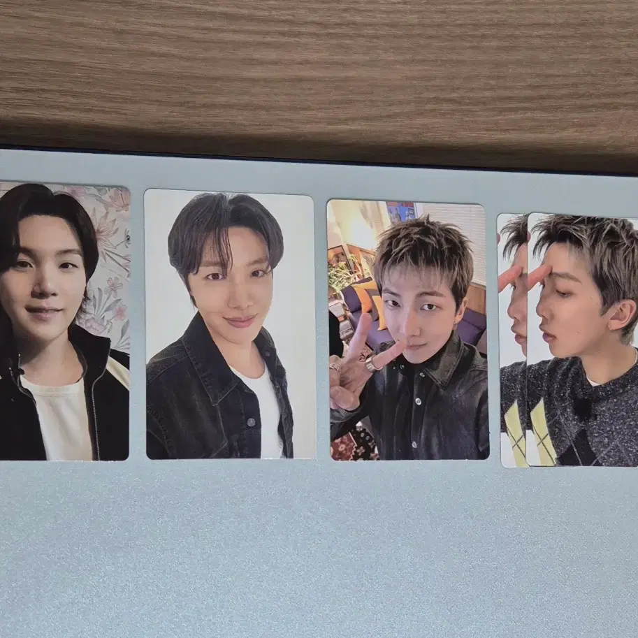 아리랑 위버스 특전 윤기 호석 남준 포카 bts 방탄 슈가 제이홉 RM 2