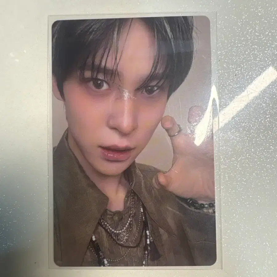 에이티즈 윤호 golden hour pt.5 포카 1