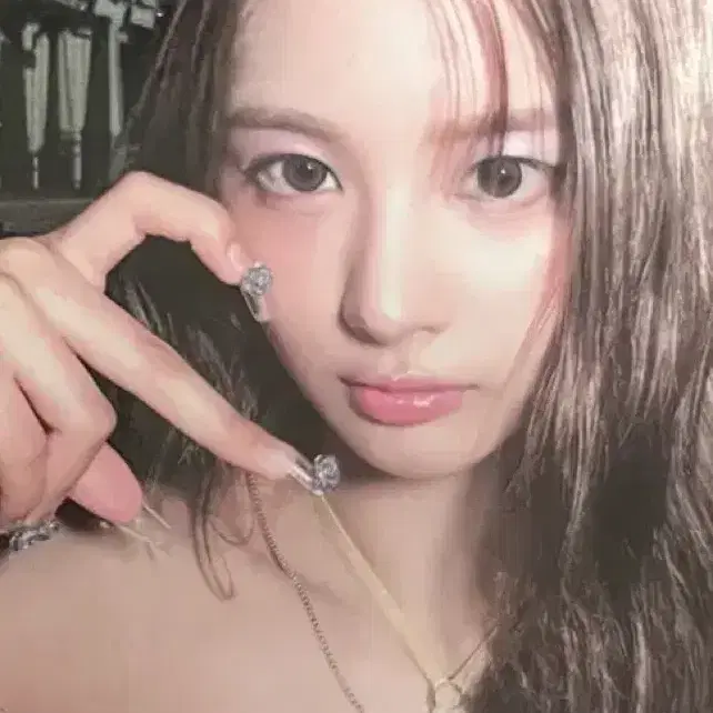 엔믹스 설윤 별별별, 블루발렌타인 공방포카 1