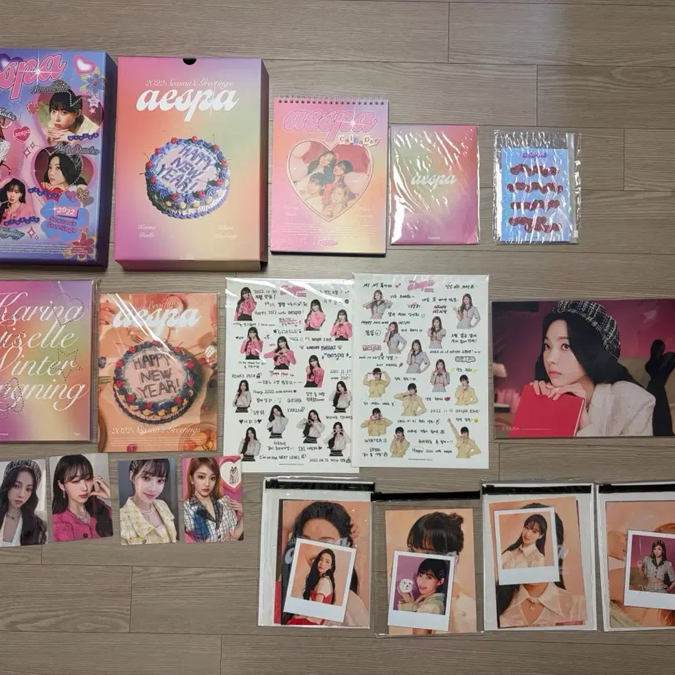 에스파 2022 시즌그리팅 카리나 지젤 윈터 닝닝 엠디 포카 엽서 스티커 달력 양도 판매 앨범 미공포 특전 1