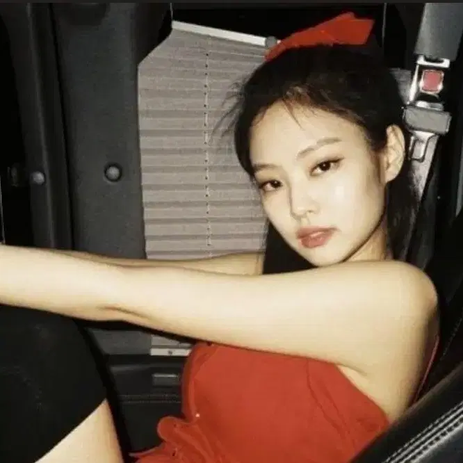 블랙핑크 제니 포카 삽니다(만트라,루비/미공포 환영) 2