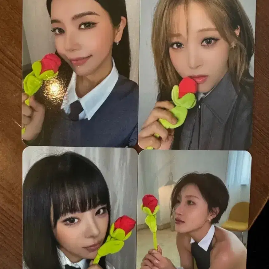 마마무 블룸무 팝업 꽃집 포토카드 솔라 문별 휘인 화사 bloommoo